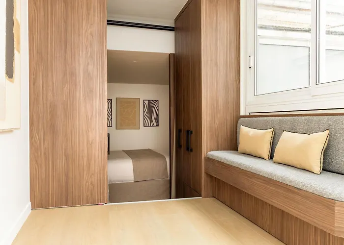 Magnificent -2br-6p- Musee Du Louvre